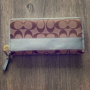 Coach wallet